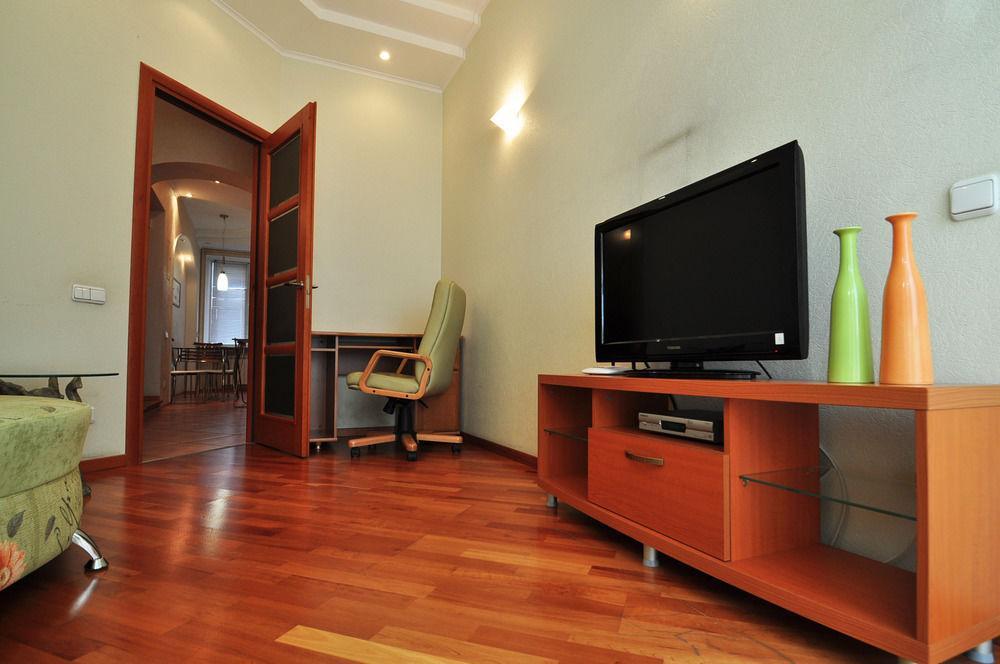 Hostel Kreschatik 키예프 외부 사진